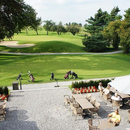 Hotel Golf De Pierpont Bons Villers ภายนอก รูปภาพ